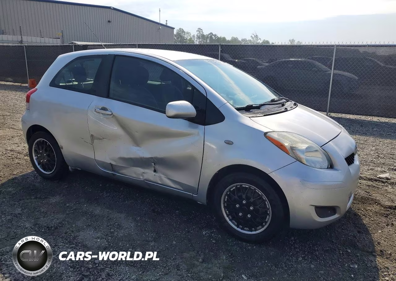 2010 Toyota Yaris Base VIN:JTDJT4K32A5296525 - 4