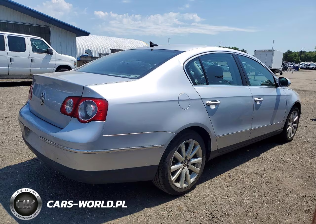 2010 Volkswagen Passat Komfort VIN:WVWJM7AN7AE099710 - 3