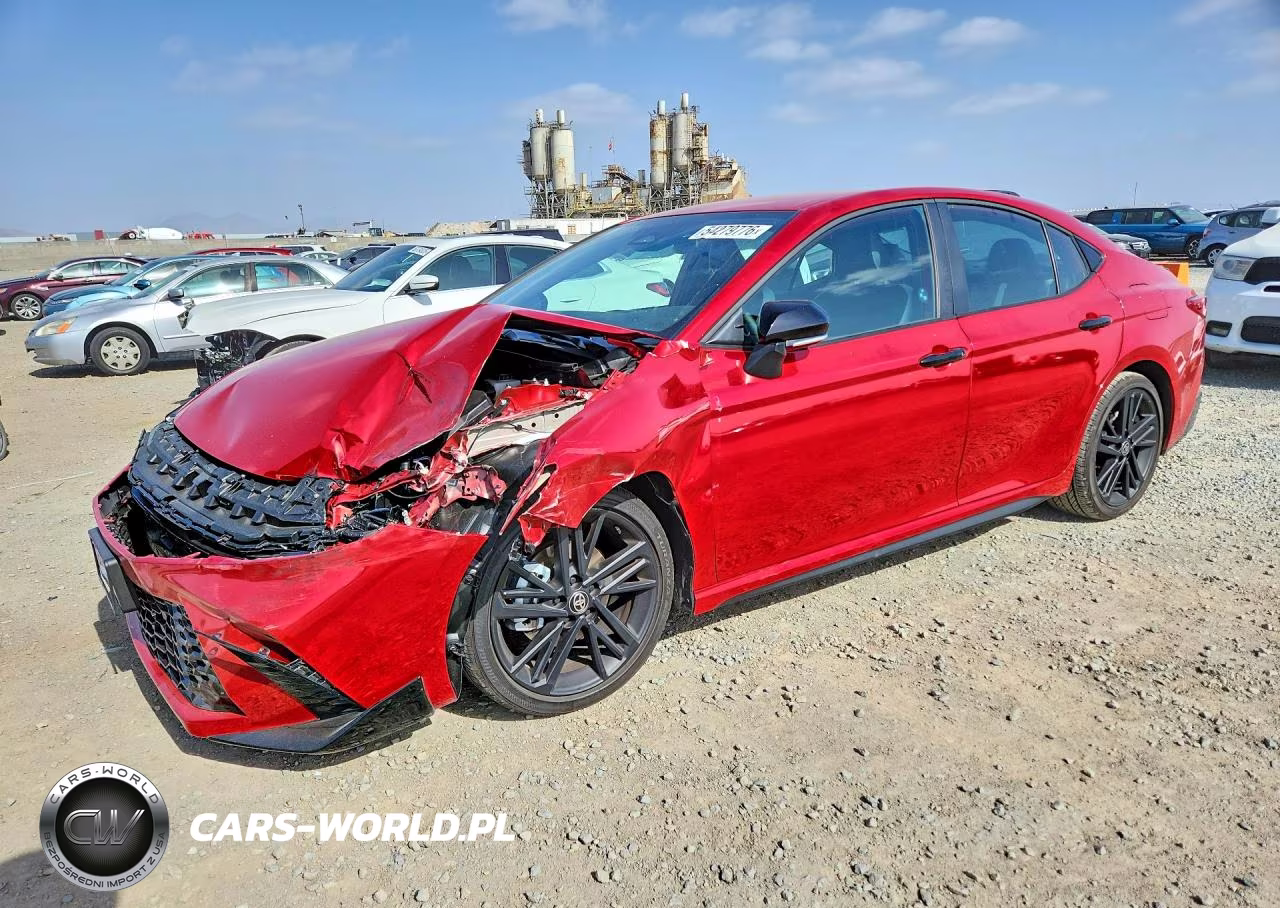 2026 Toyota Camry Nightshade – zdjęcie 1 z 12