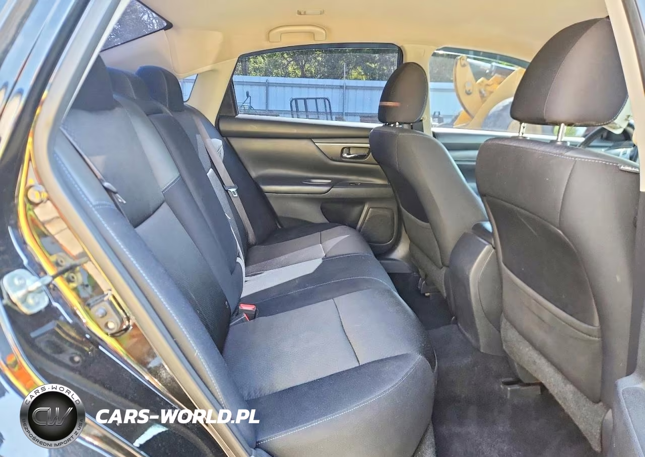 2017 Nissan Altima 2.5 Sr VIN:1N4AL3AP3HC287388 - 10