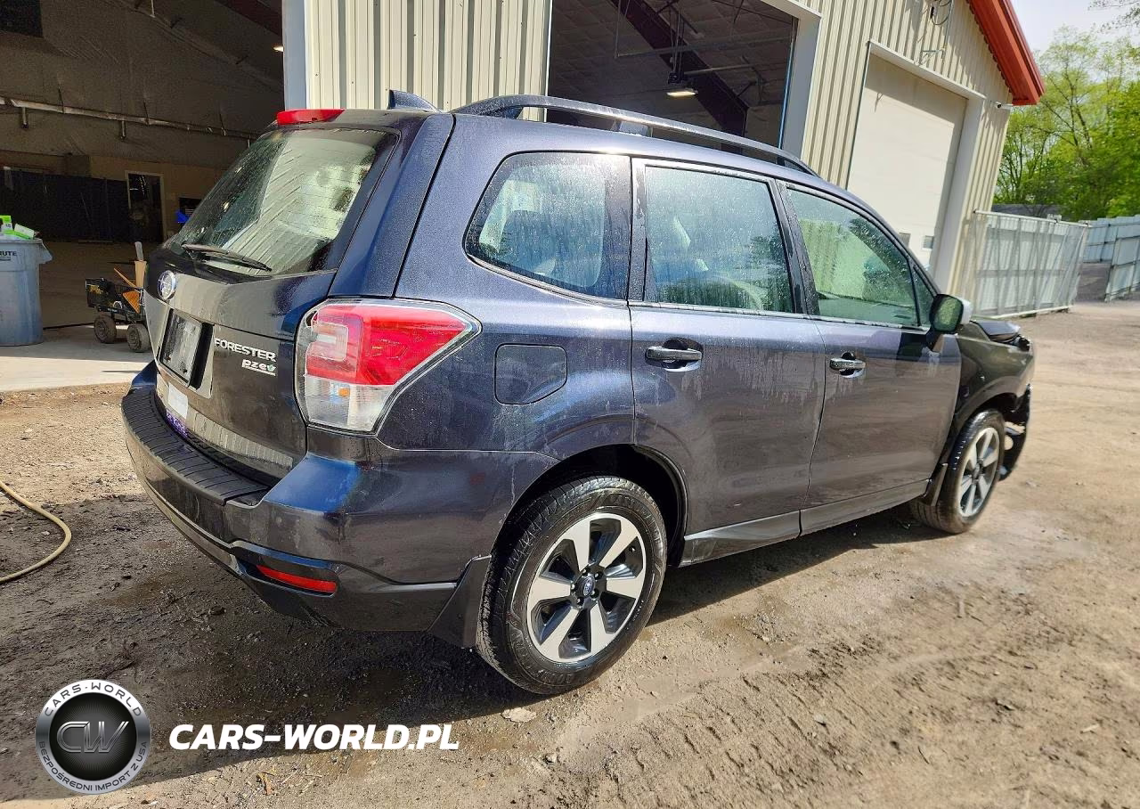 2018 Subaru Forester 2.5I VIN:JF2SJABC5JH403382 - 3