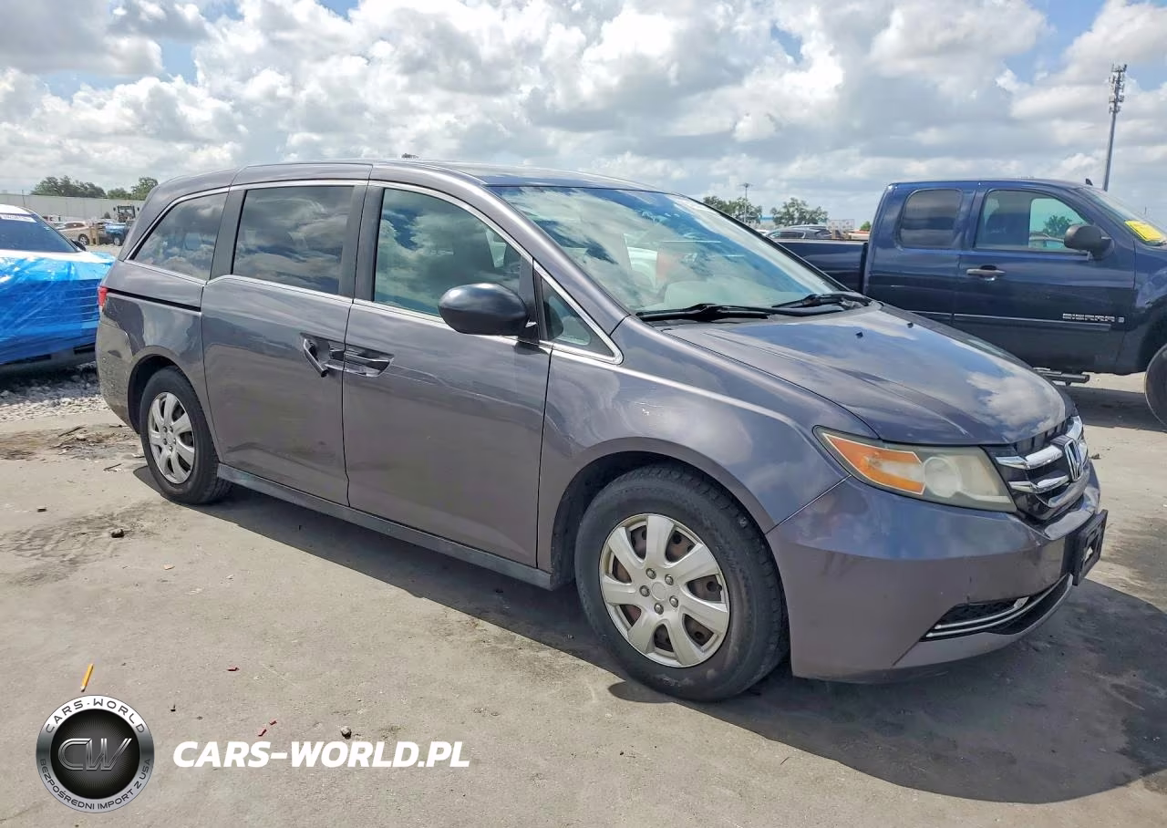 2015 Honda Odyssey Lx VIN:5FNRL5H20FB116889 - 4