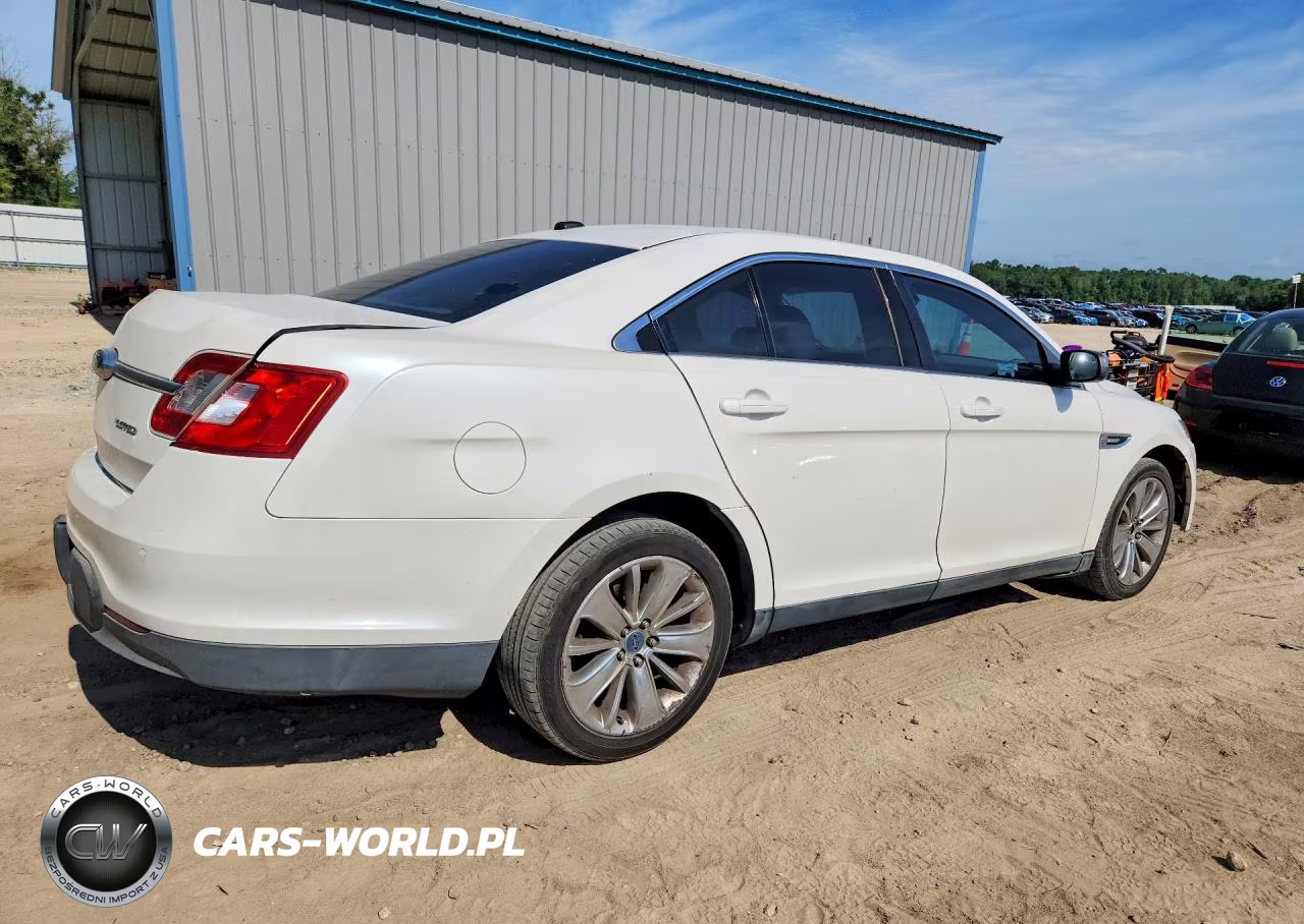2010 Ford Taurus Limited VIN:1FAHP2FW4AG141044 - 3
