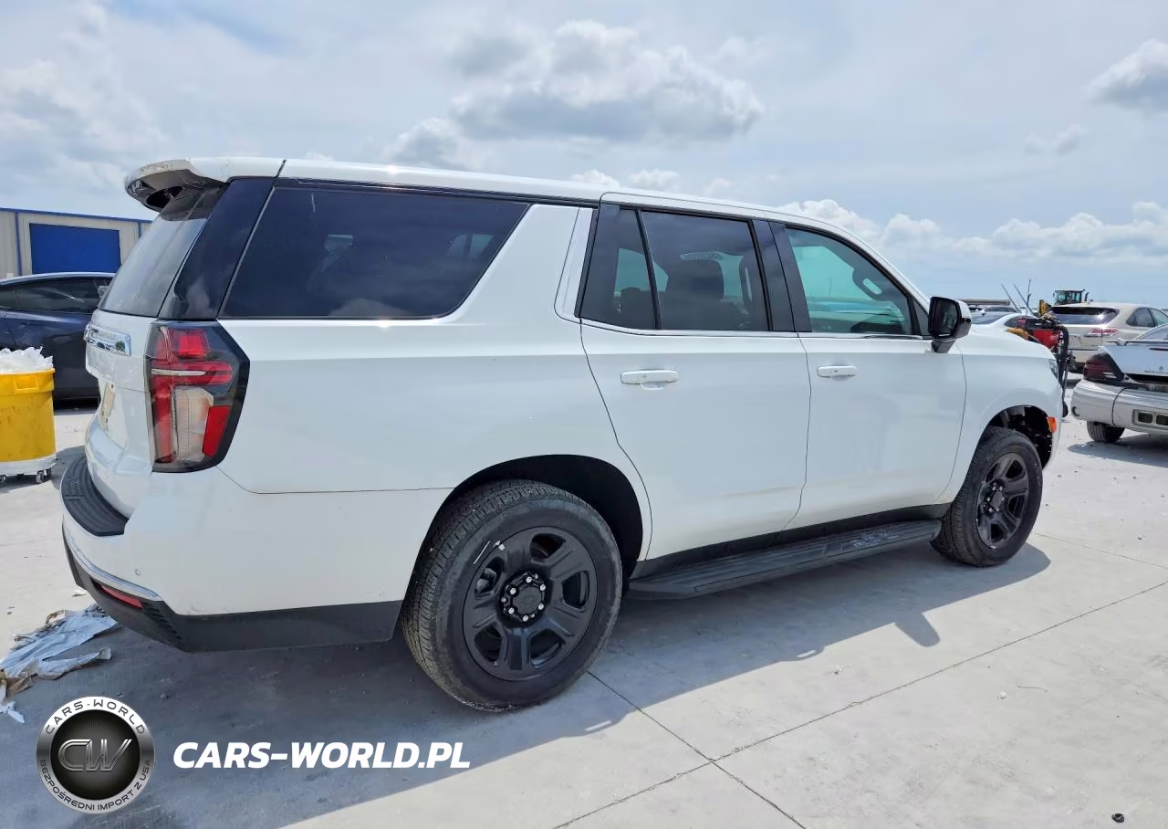 2024 Chevrolet Tahoe C1500 VIN:1GNSCLED5RR301232 - 3