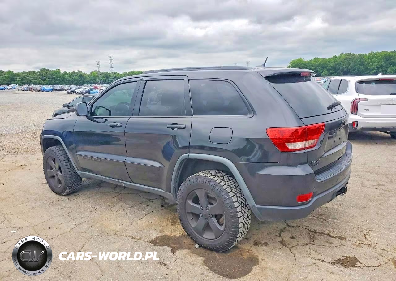 2011 Jeep Grand Cherokee Laredo VIN:1J4RR4GG9BC545794 - 2