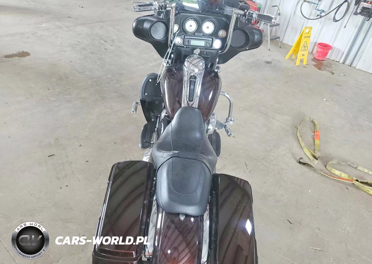 2011 Harley-Davidson Flhx VIN:1HD1KB413BB646149 - 6