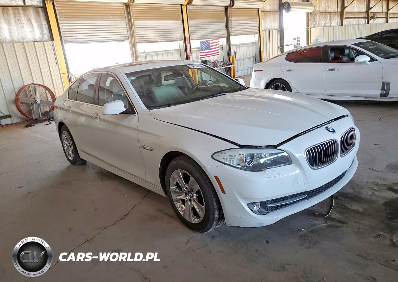 2012 BMW 528 I VIN:WBAXG5C56CDX03787 - 4