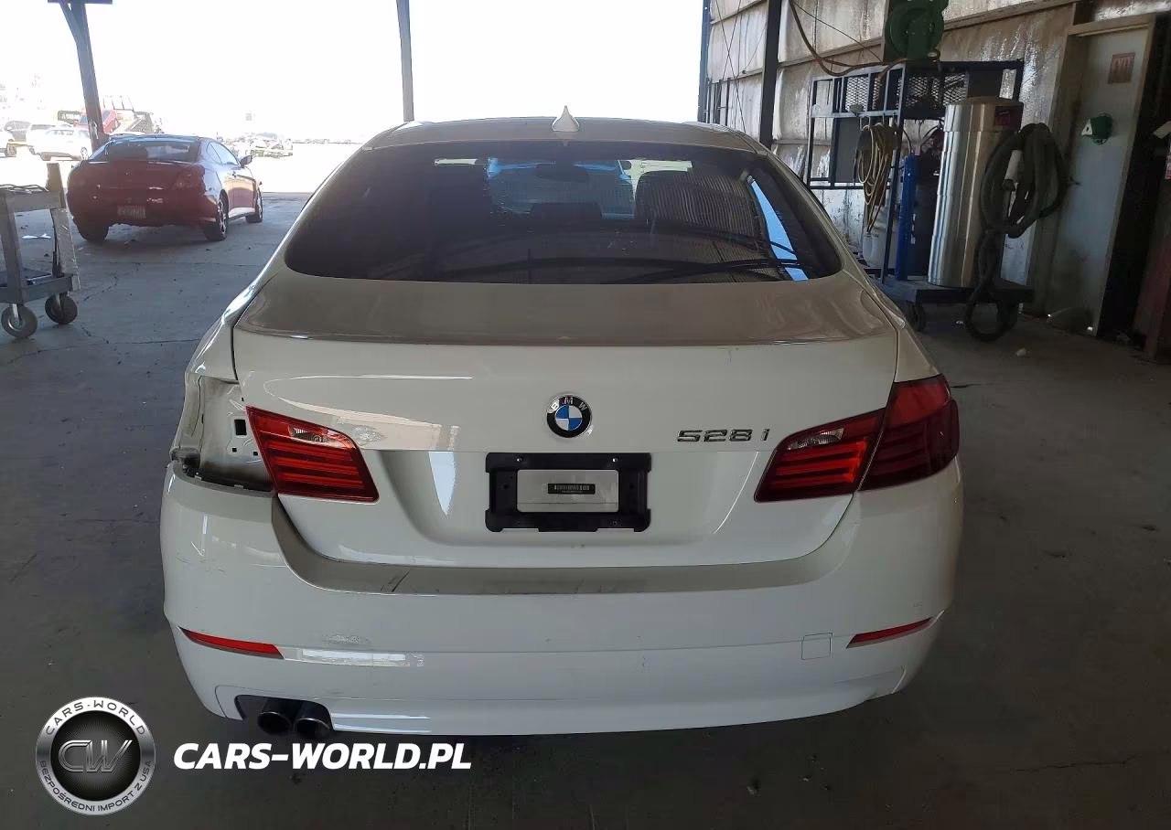 2012 BMW 528 I VIN:WBAXG5C56CDX03787 - 6
