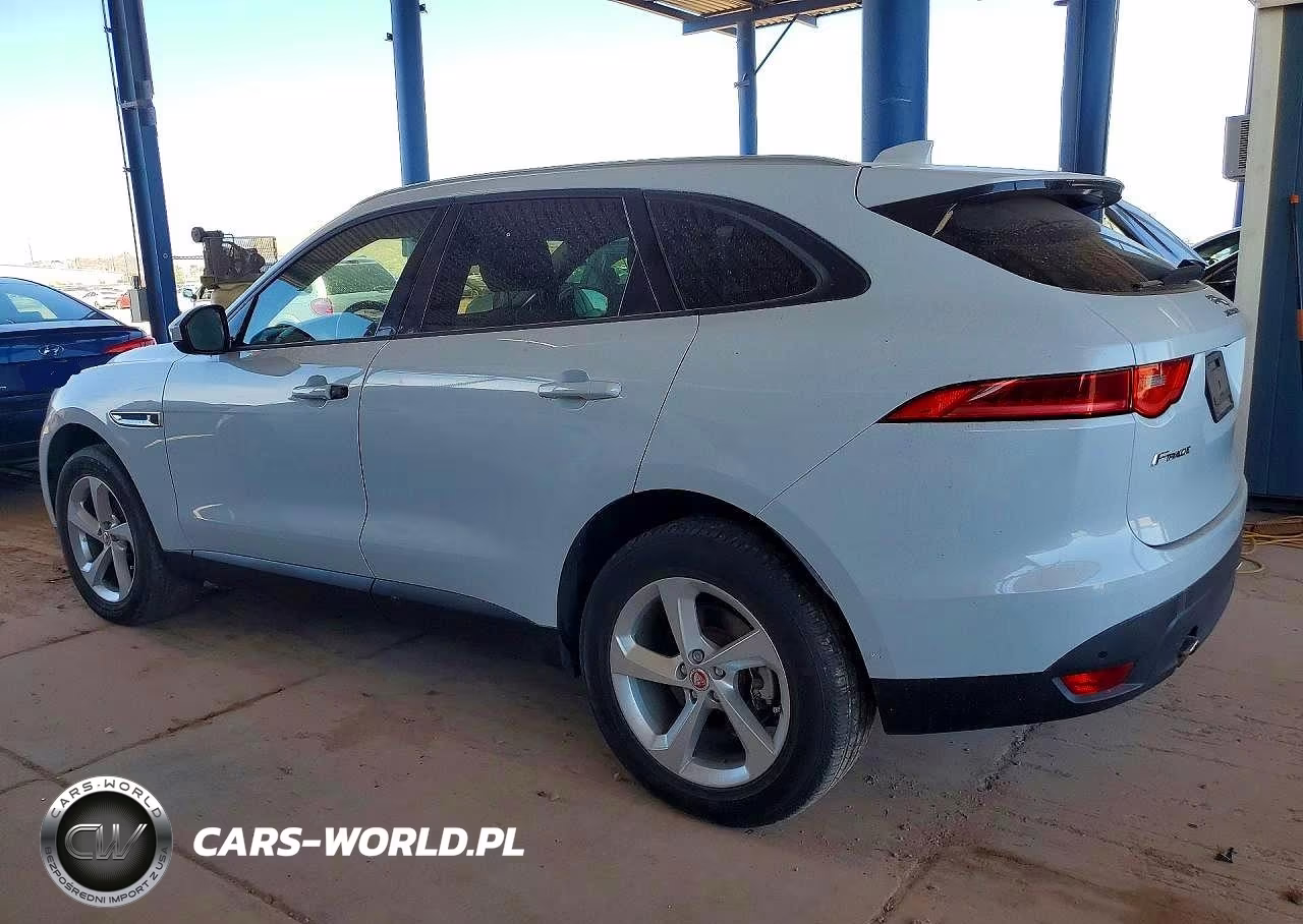 2018 Jaguar F-Pace Premium VIN:SADCJ2FX3JA250472 - 2