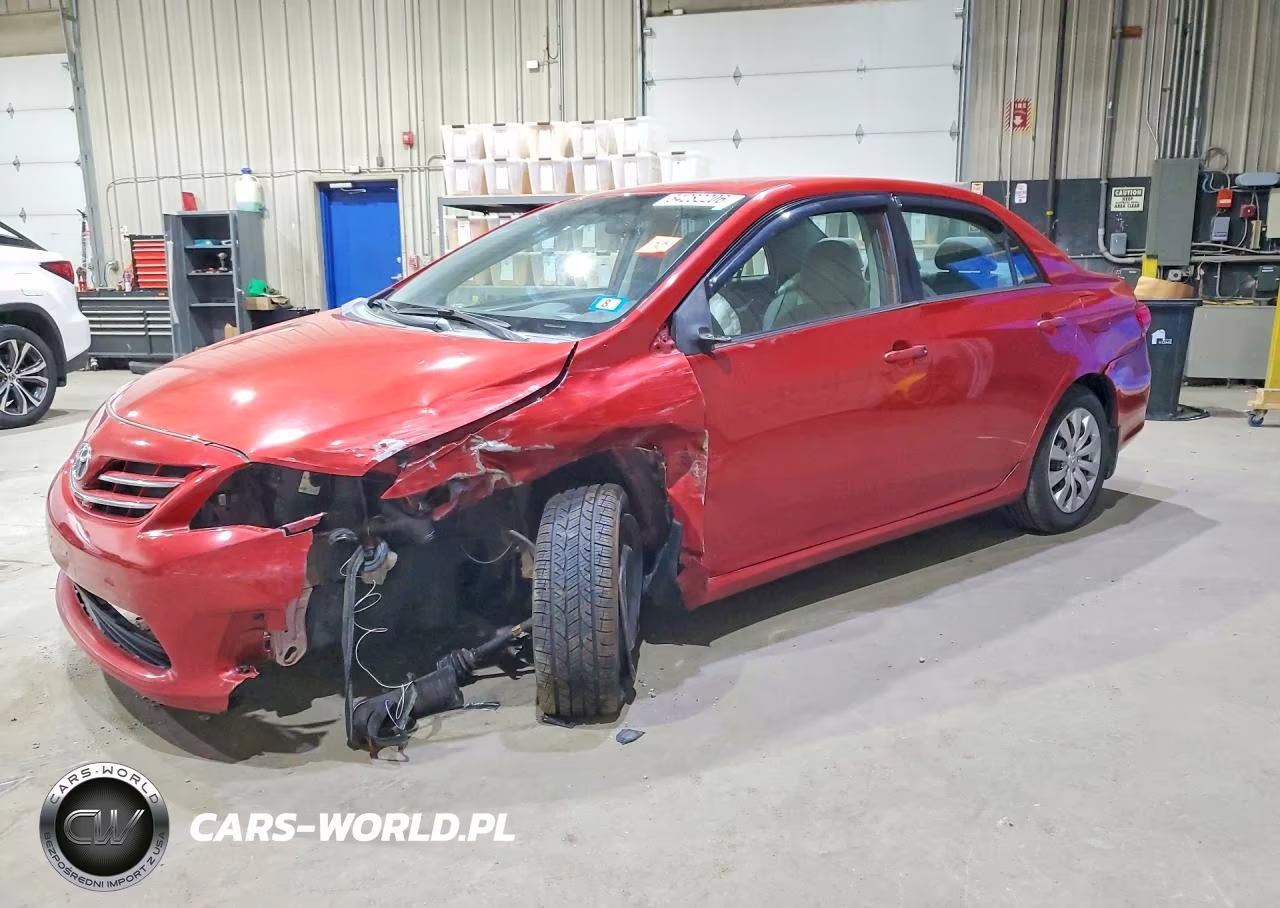 2013 Toyota Corolla Le – zdjęcie 1 z 12