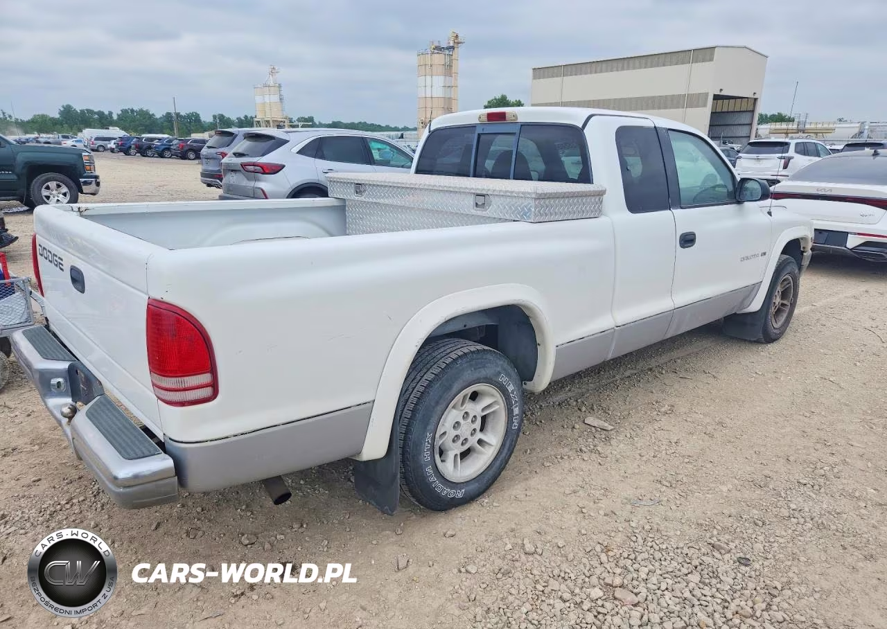 1999 Dodge Dakota VIN:1B7GL22X9XS205939 - 3