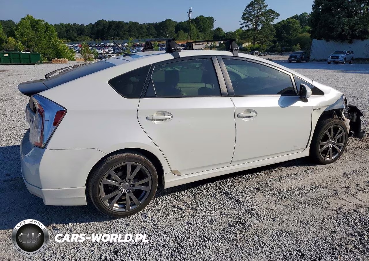 2014 Toyota Prius Three VIN:JTDKN3DU3E1786189 - 3