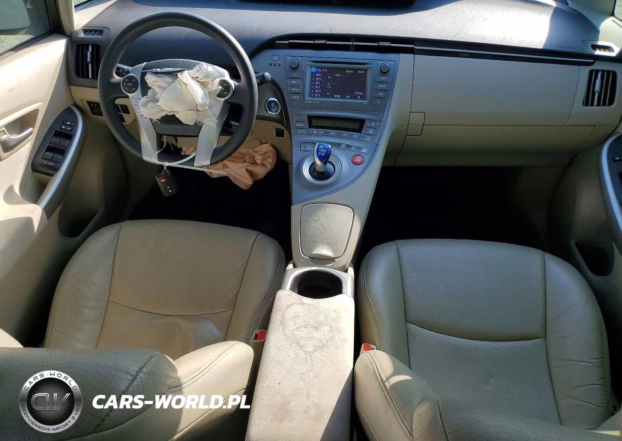 2014 Toyota Prius Three VIN:JTDKN3DU3E1786189 - 8