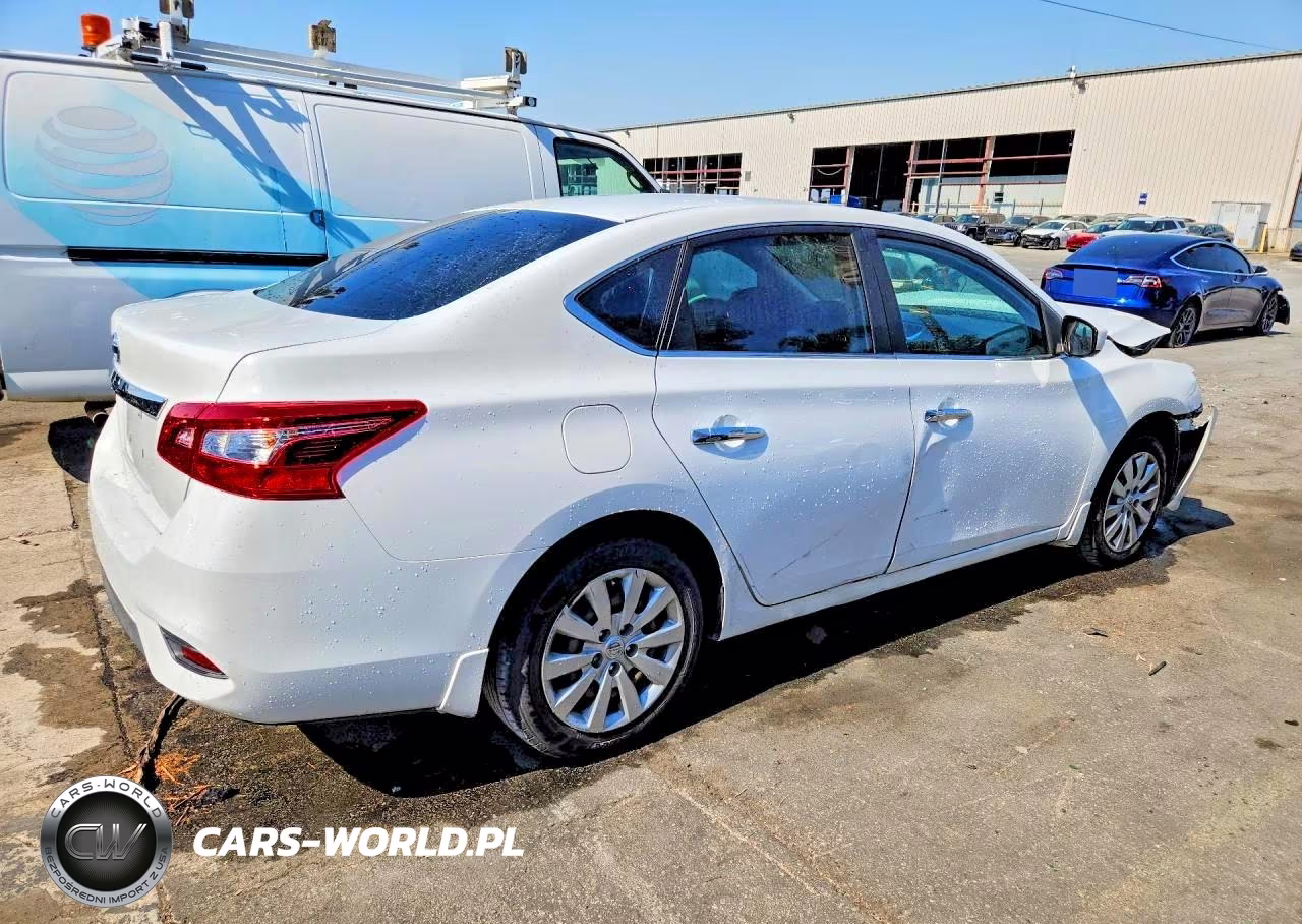 2016 Nissan Sentra S VIN:3N1AB7AP7GY213758 - 3