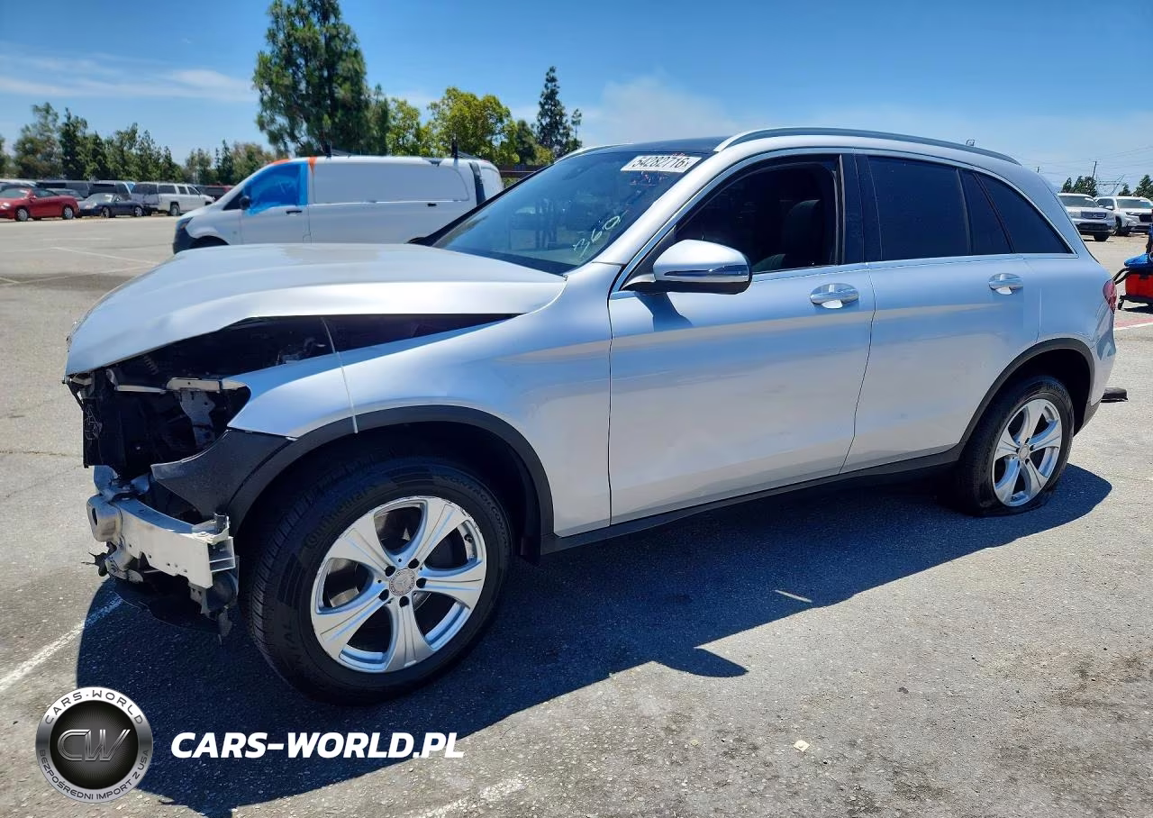 2017 Mercedes-Benz Glc 300 4Matic – zdjęcie 1 z 13