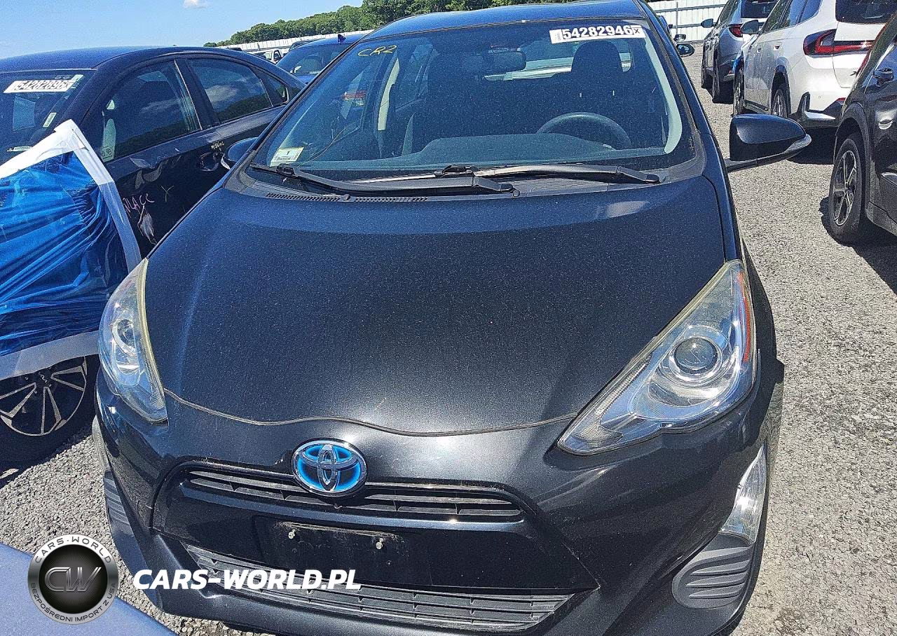 2016 Toyota Prius C Two VIN:JTDKDTB33G1122426 - 5