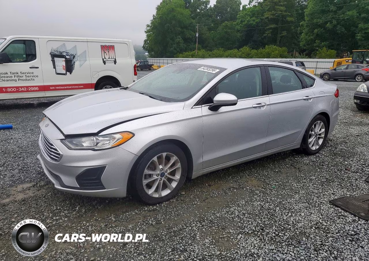 2019 Ford Fusion Se – zdjęcie 1 z 12