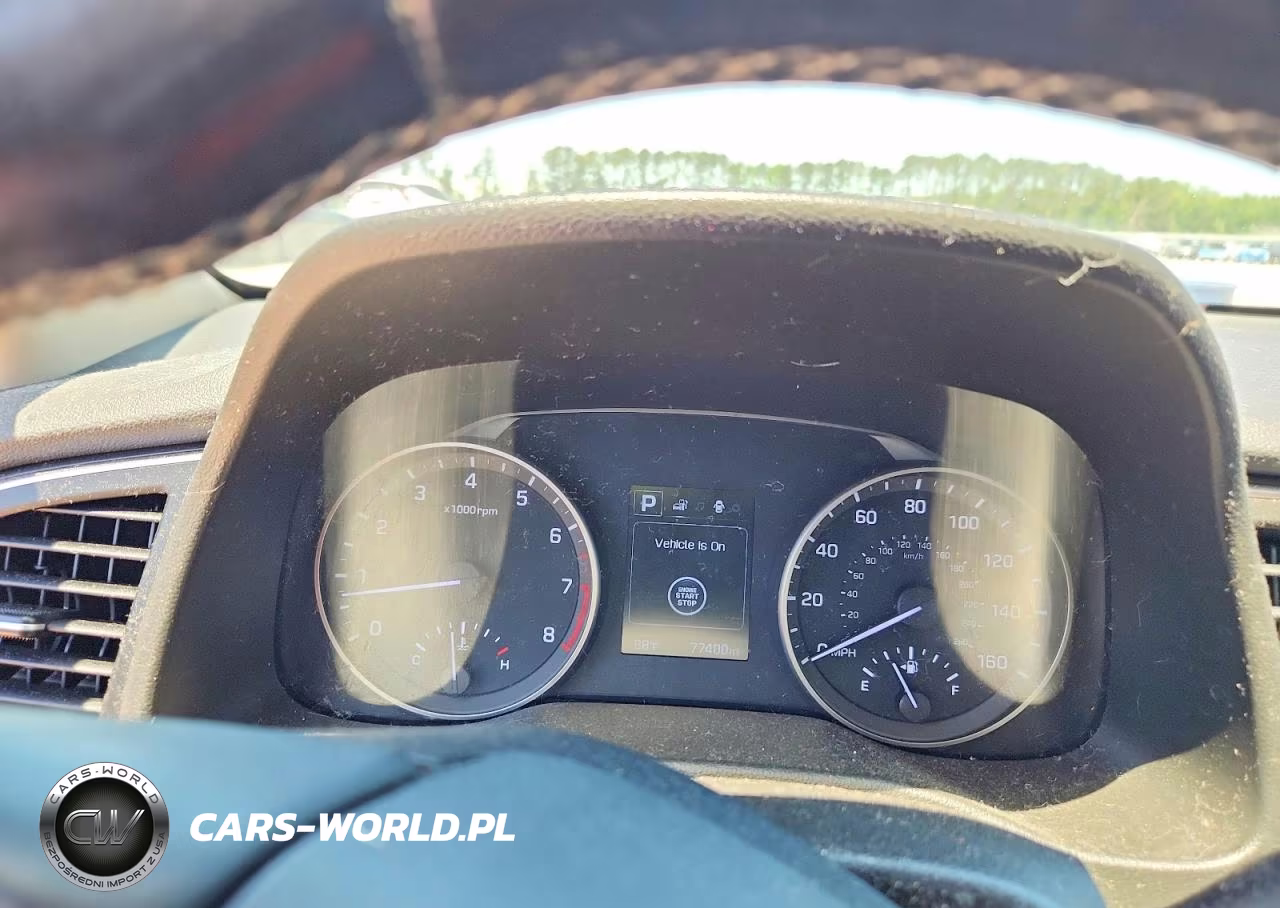 2018 Hyundai Elantra Value Edition VIN:5NPD84LF4JH304986 - 9