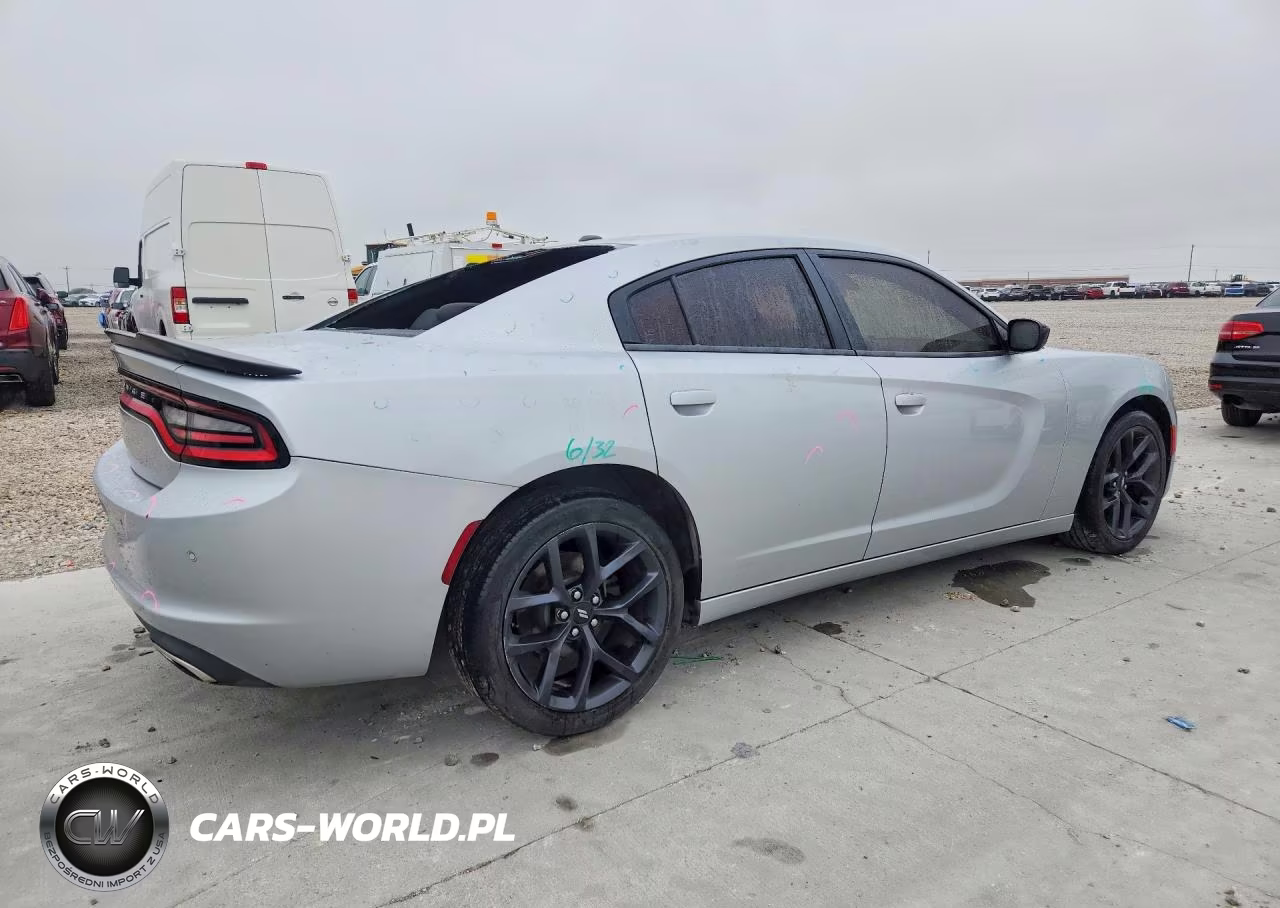 2019 Dodge Charger Sxt VIN:2C3CDXBG9KH712224 - 3