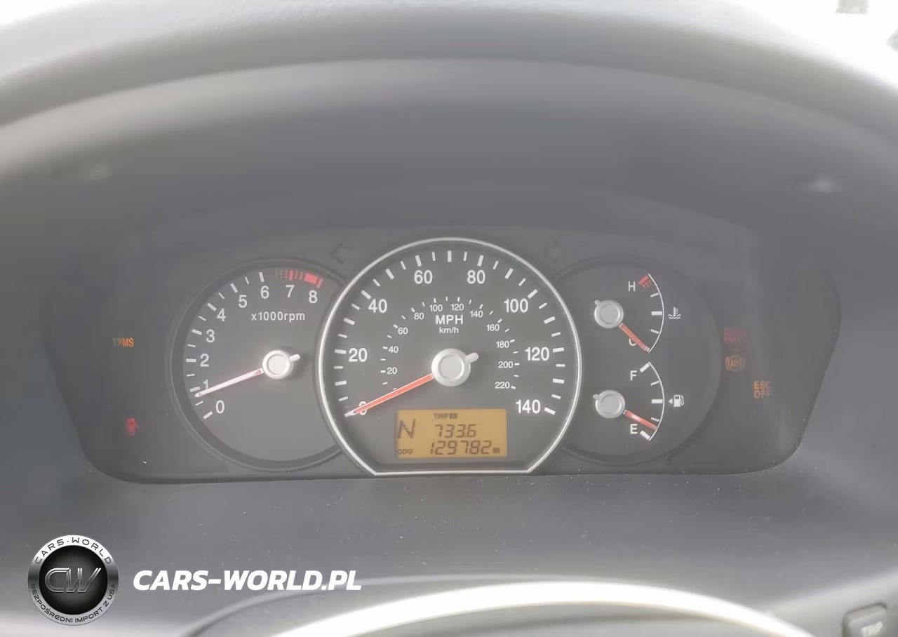 2009 Kia Rondo Lx VIN:KNAFG528697261639 - 9