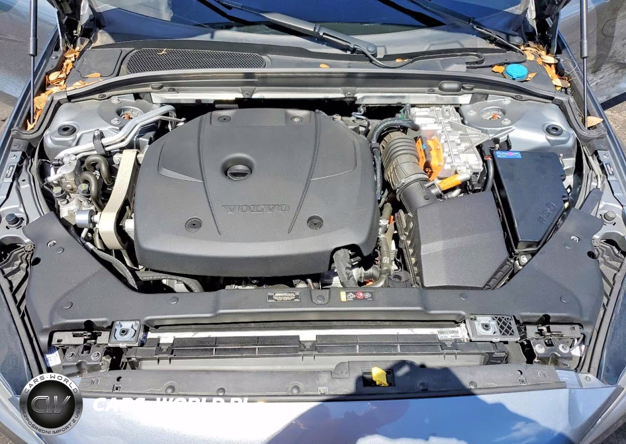 2021 Volvo S60 T8 Recharge R-Design VIN:7JRBR0FZ3MG122743 - 11