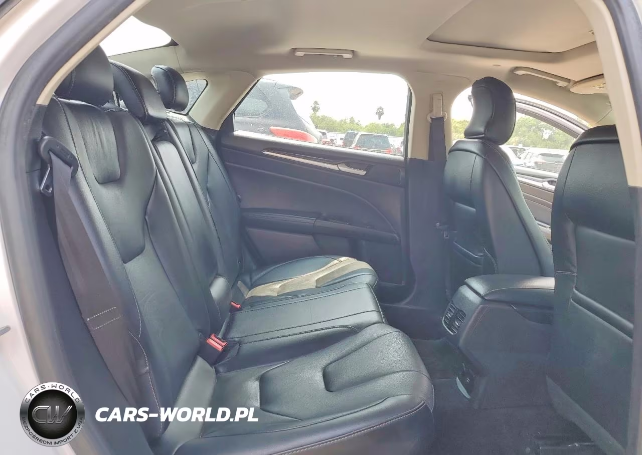 2017 Ford Fusion Titanium Phev VIN:3FA6P0SU3HR277605 - 10