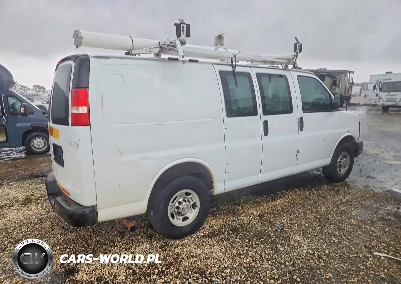 2013 Chevrolet Express Van VIN:1GCWGFCA6D1903847 - 3