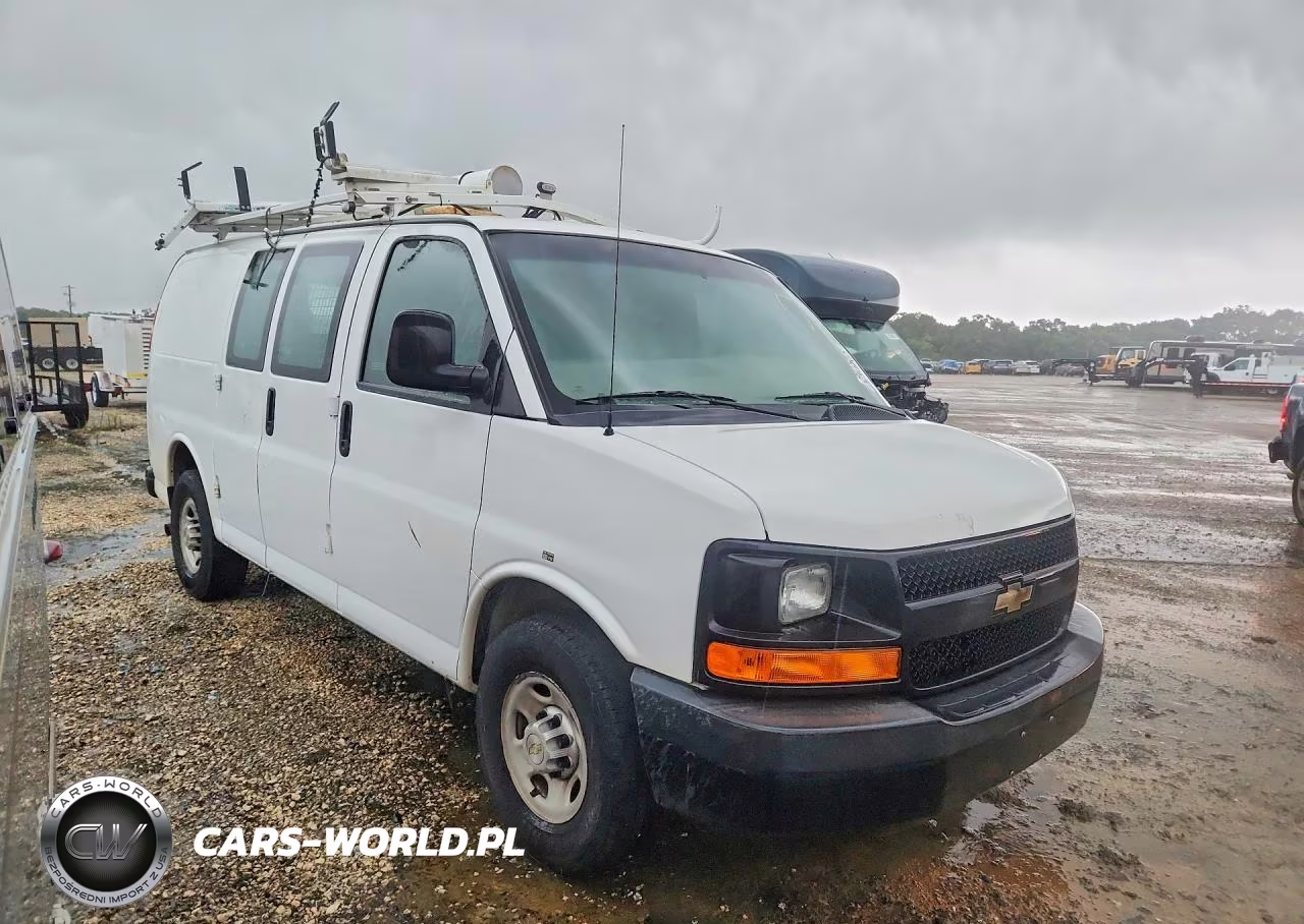 2013 Chevrolet Express Van VIN:1GCWGFCA6D1903847 - 4