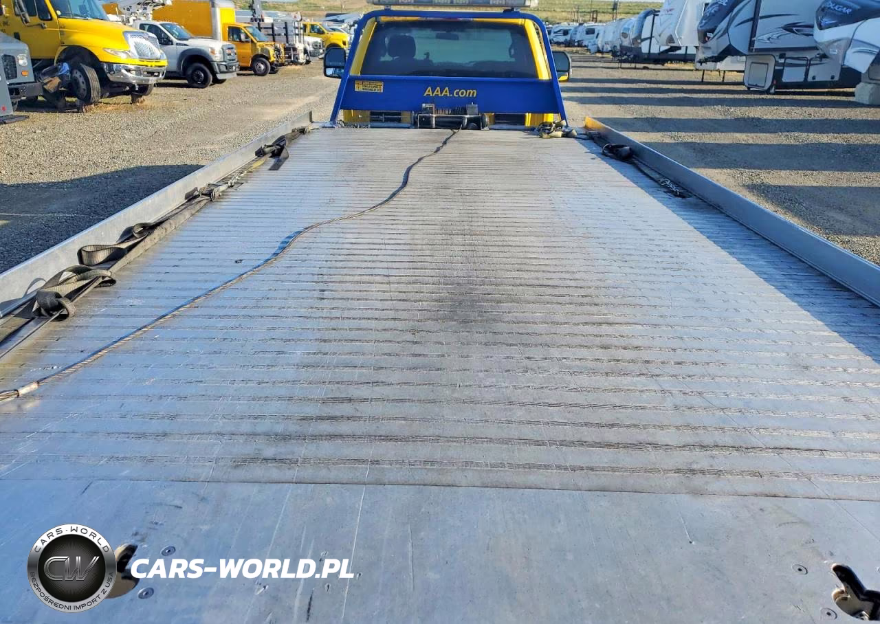 2019 Ford F550 Super Duty VIN:1FDUF5GY2KDA01683 - 10