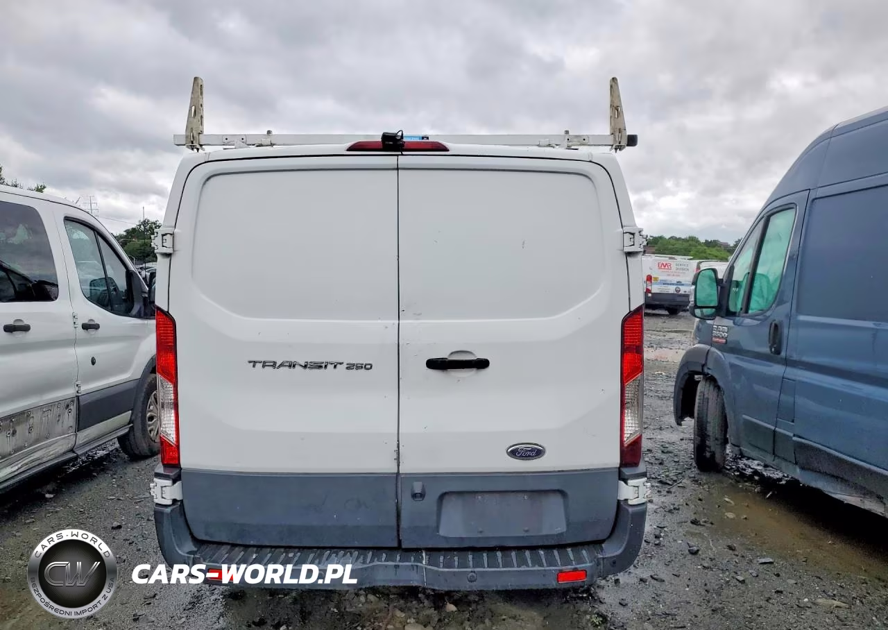 2011 GMC Savana Delivery Van VIN:1GTW7FCA4B1159355 - 6
