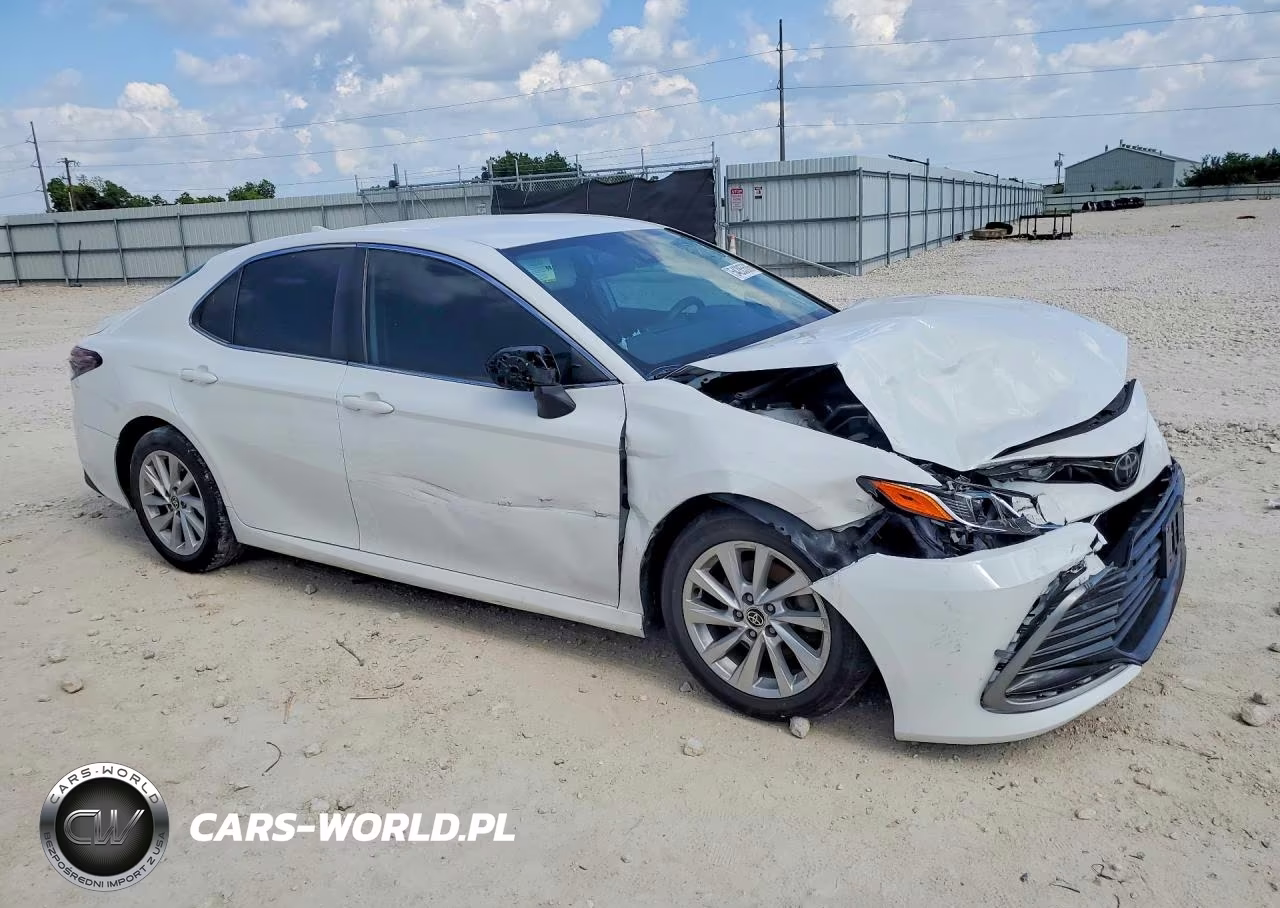2021 Toyota Camry Le VIN:4T1C11AK9MU581511 - 4
