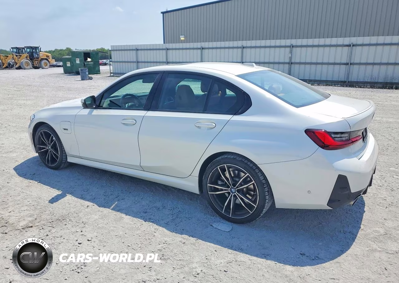 2023 BMW 330E VIN:3MW39FF04P8D17063 - 2