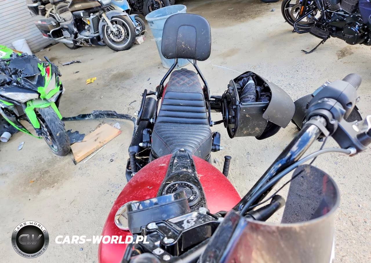 2023 Indian Motorcycle Co. Sport Chief VIN:56KDSDBH9P3011216 - 5