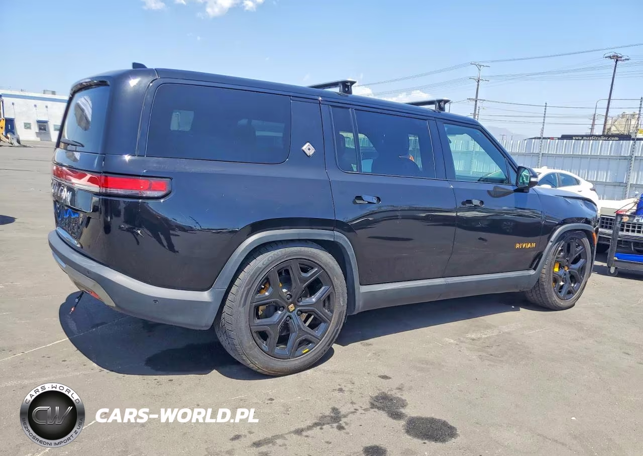 2022 Rivian R1S Launch Edition VIN:7PDSGABL1NN001954 - 3
