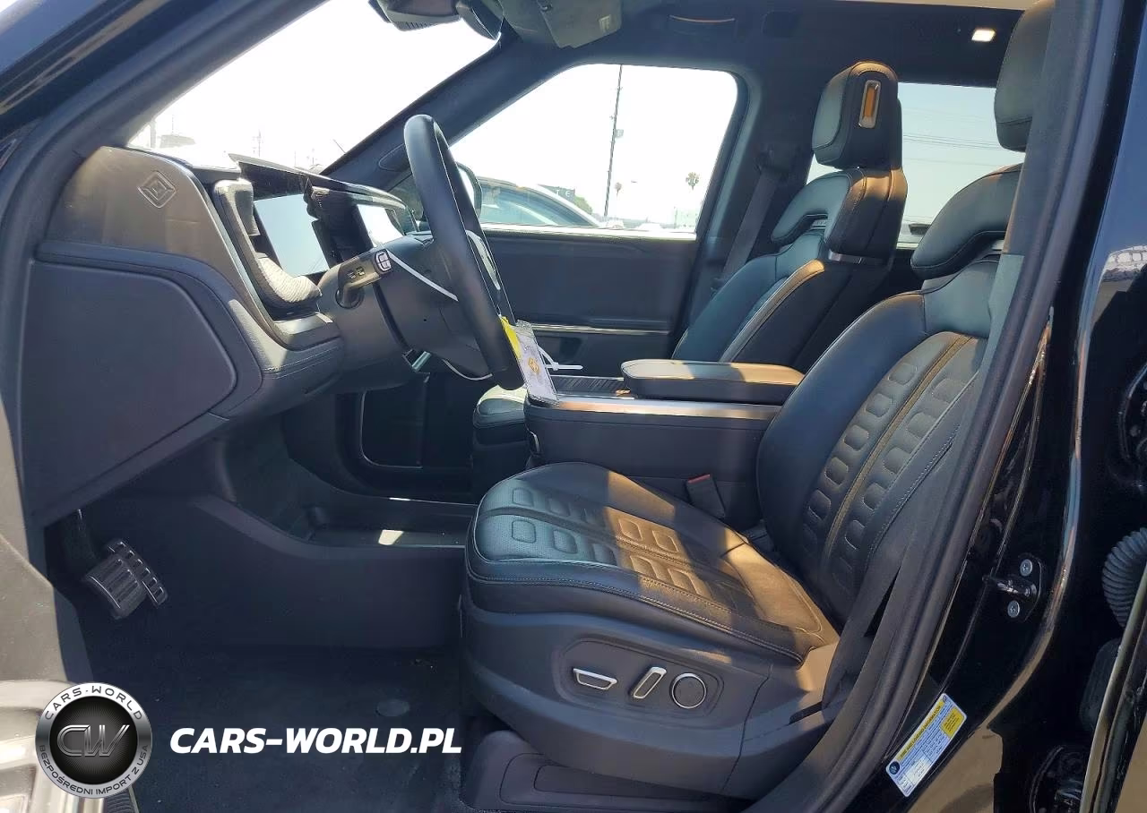 2022 Rivian R1S Launch Edition VIN:7PDSGABL1NN001954 - 7