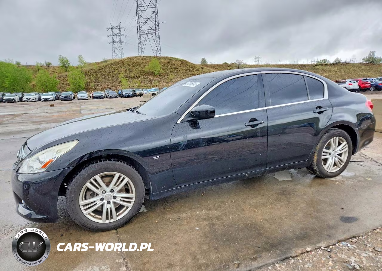 2015 Infiniti Q40 Base