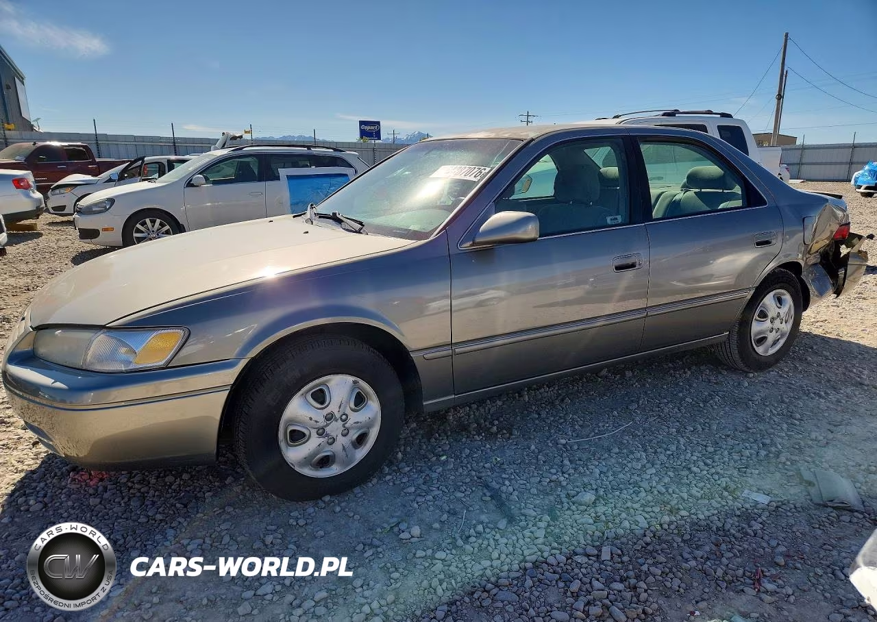 1999 Toyota Camry Ce