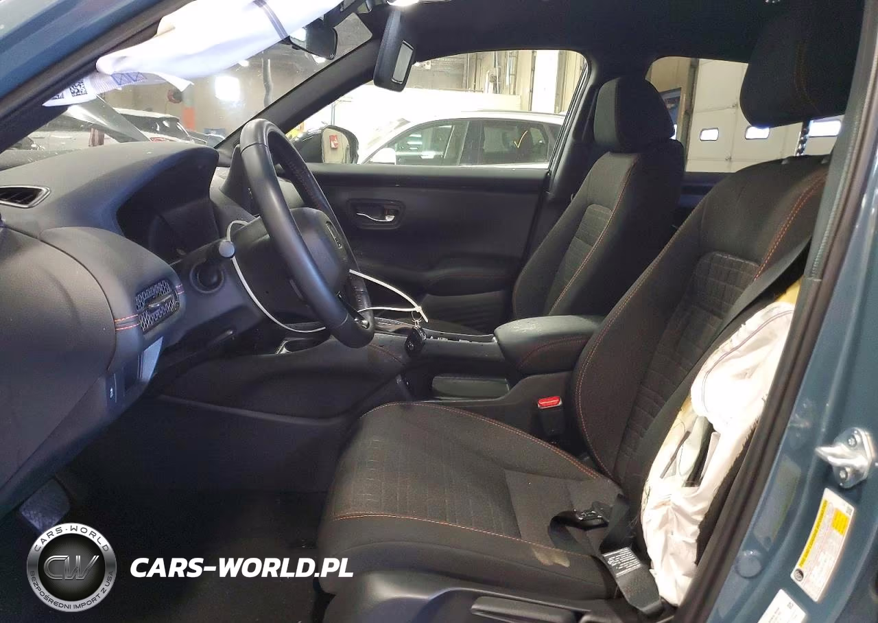 2026 Honda Hr-V Sport VIN:3CZRZ2H57TM712509 - 7