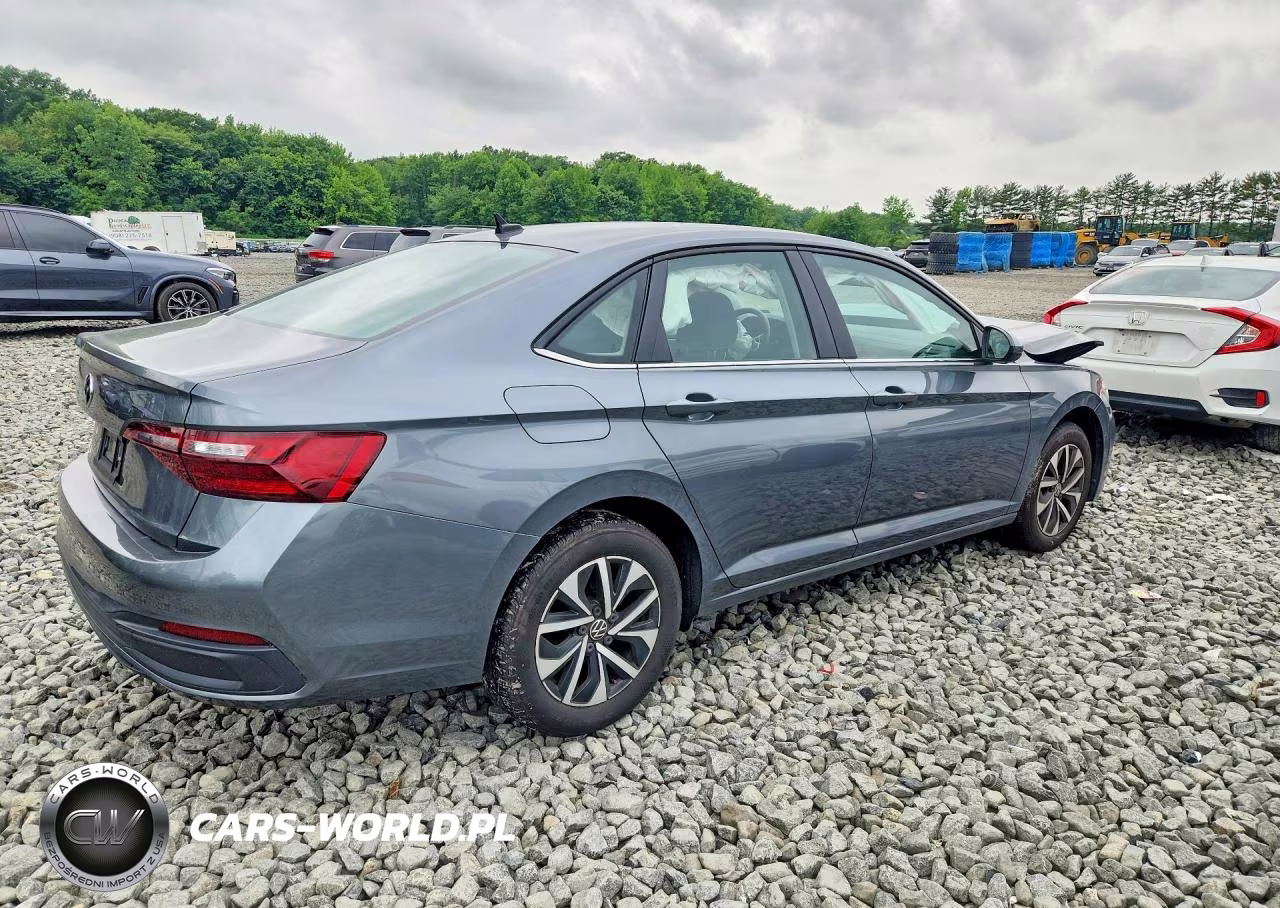 2024 Volkswagen Jetta S VIN:3VW5M7BU3RM090271 - 3