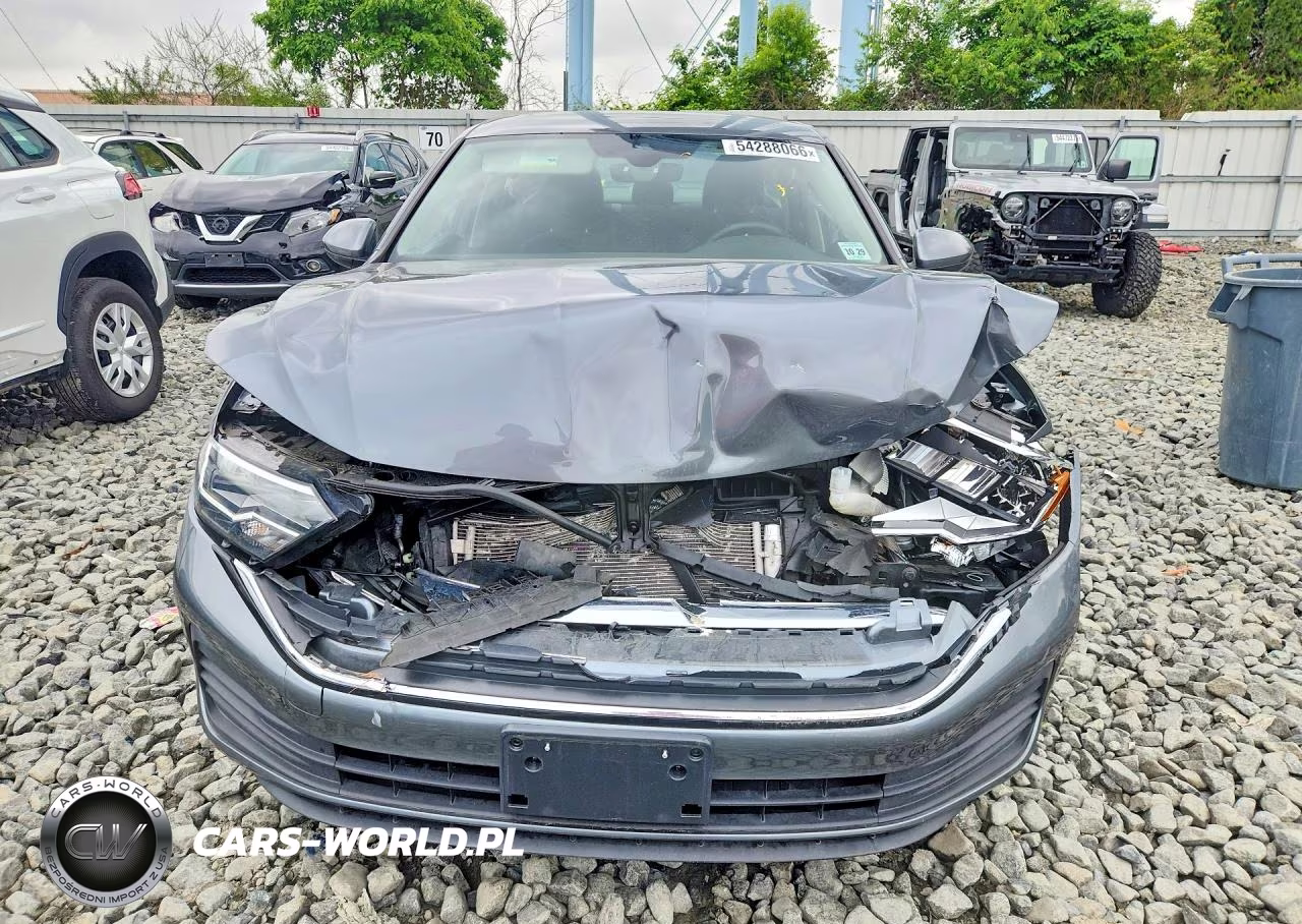2024 Volkswagen Jetta S VIN:3VW5M7BU3RM090271 - 5