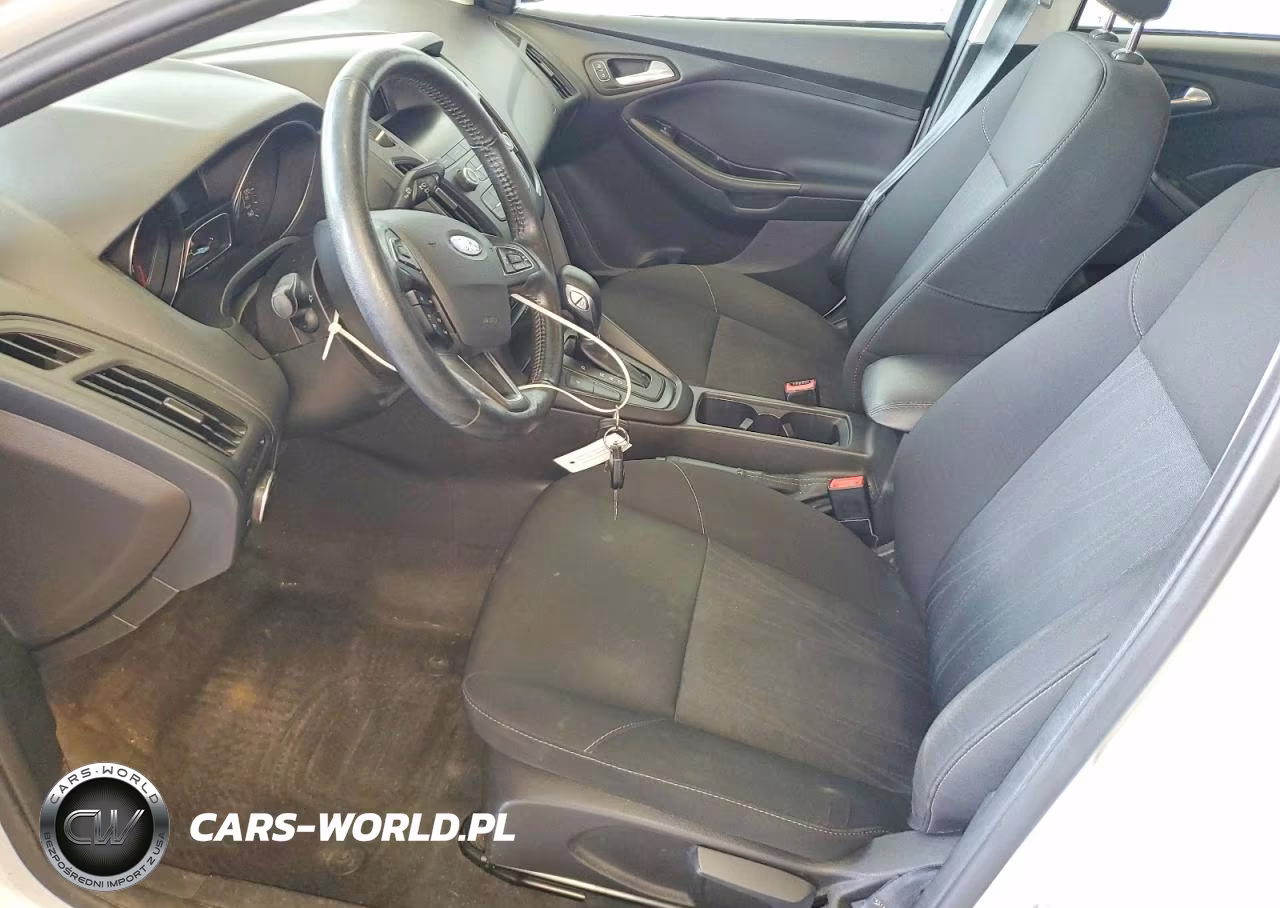 2018 Ford Focus Se VIN:1FADP3F23JL309846 - 7