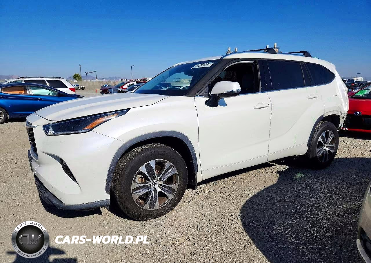 2021 Toyota Highlander Xle – zdjęcie 1 z 14