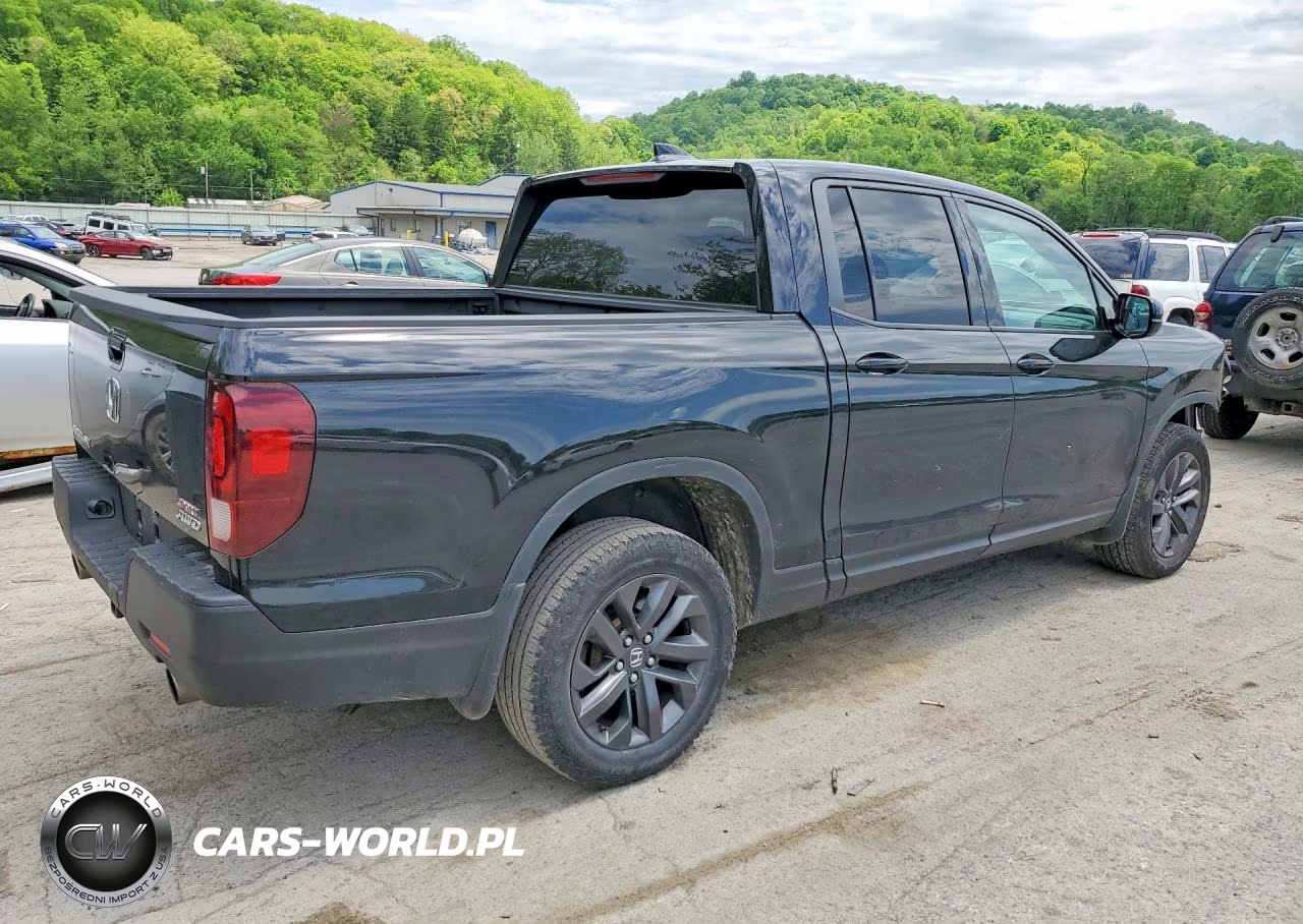 2021 Honda Ridgeline Sport VIN:5FPYK3F15MB019821 - 3