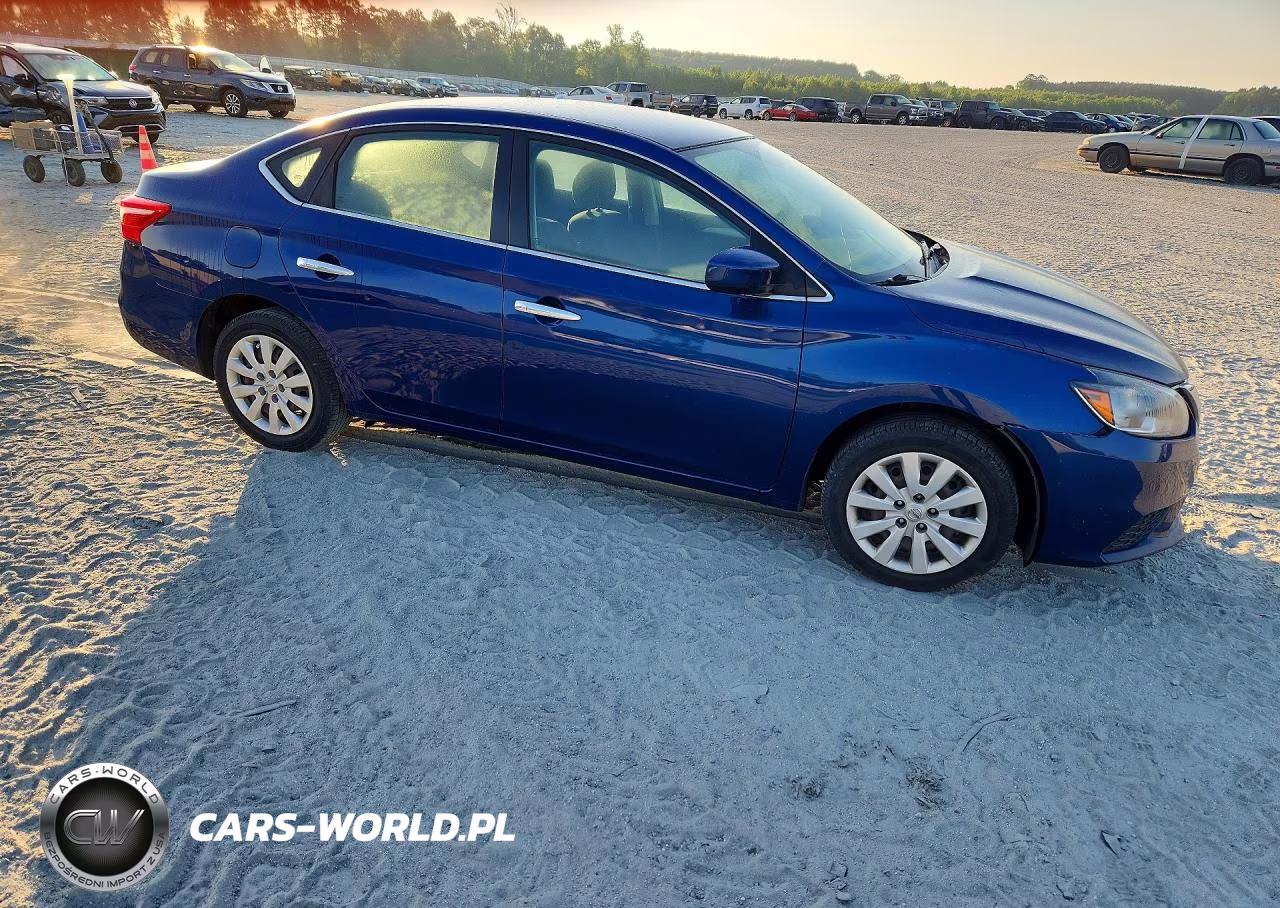 2018 Nissan Sentra S VIN:3N1AB7AP1JY270335 - 4