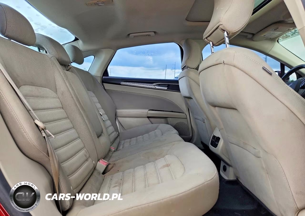 2017 Ford Fusion Se VIN:3FA6P0HDXHR137803 - 10