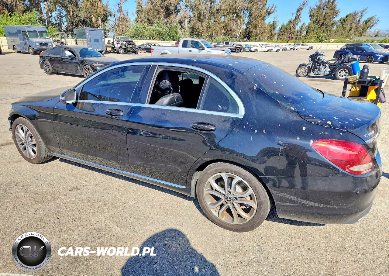 2017 Mercedes-Benz C 300 VIN:55SWF4JB6HU225034 - 2