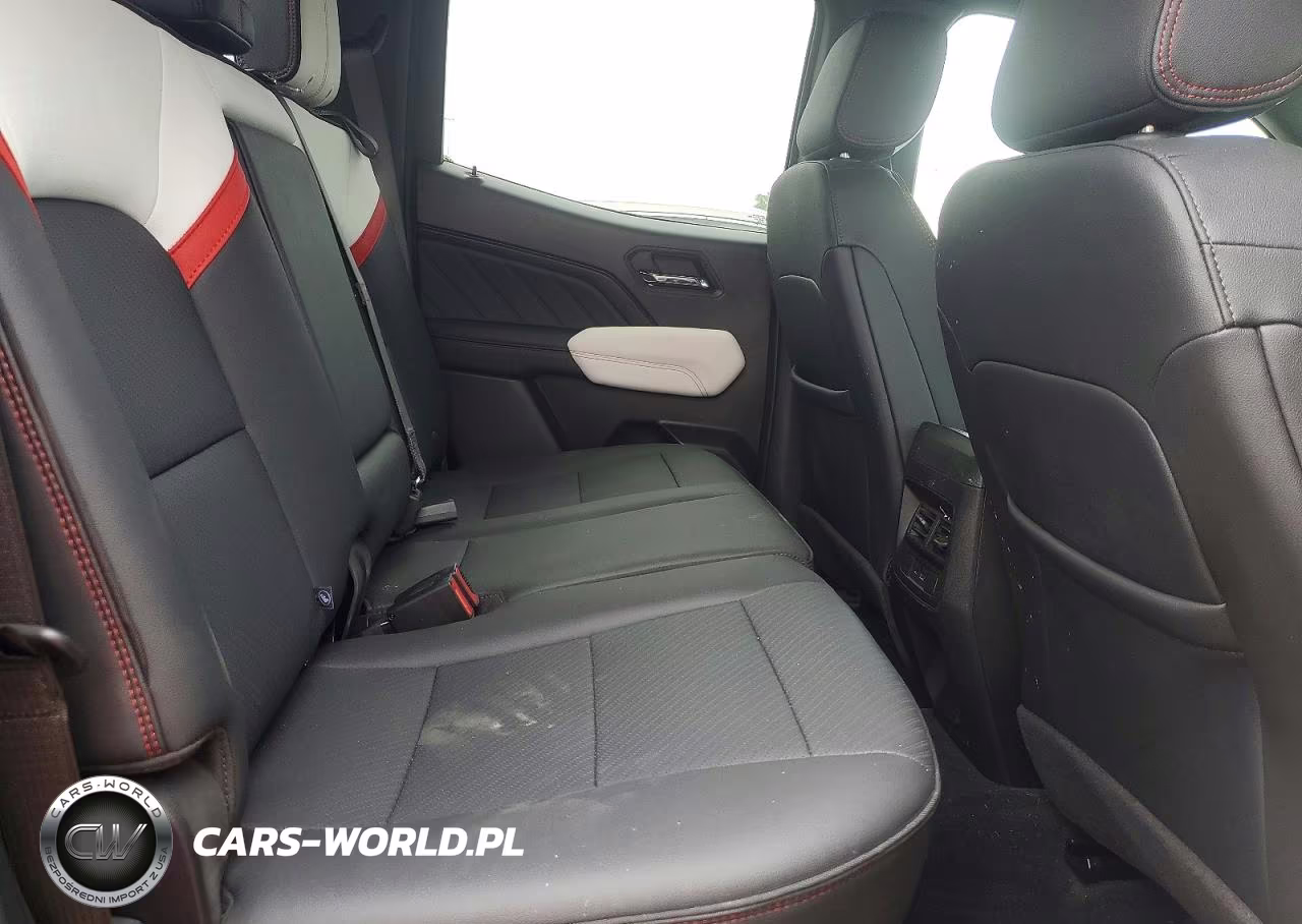 2024 GMC Canyon At4X VIN:1GTP6EEK3R1258606 - 10
