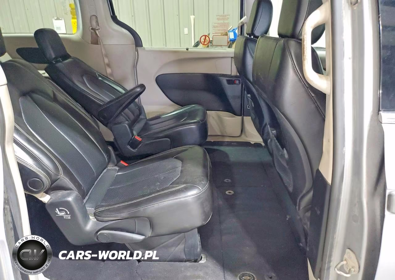 2020 Chrysler Voyager Lxi VIN:2C4RC1DG8LR265318 - 11
