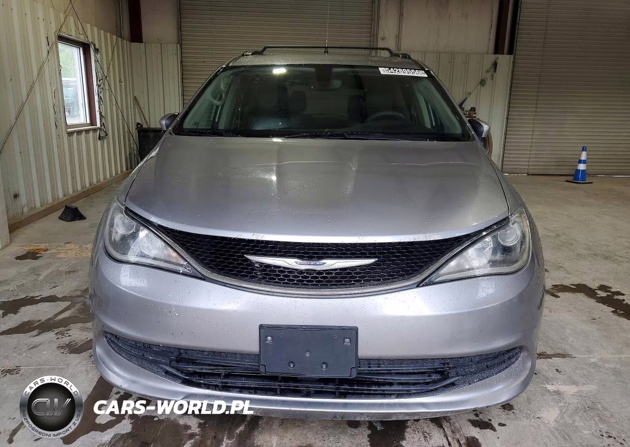 2020 Chrysler Voyager Lxi VIN:2C4RC1DG8LR265318 - 5