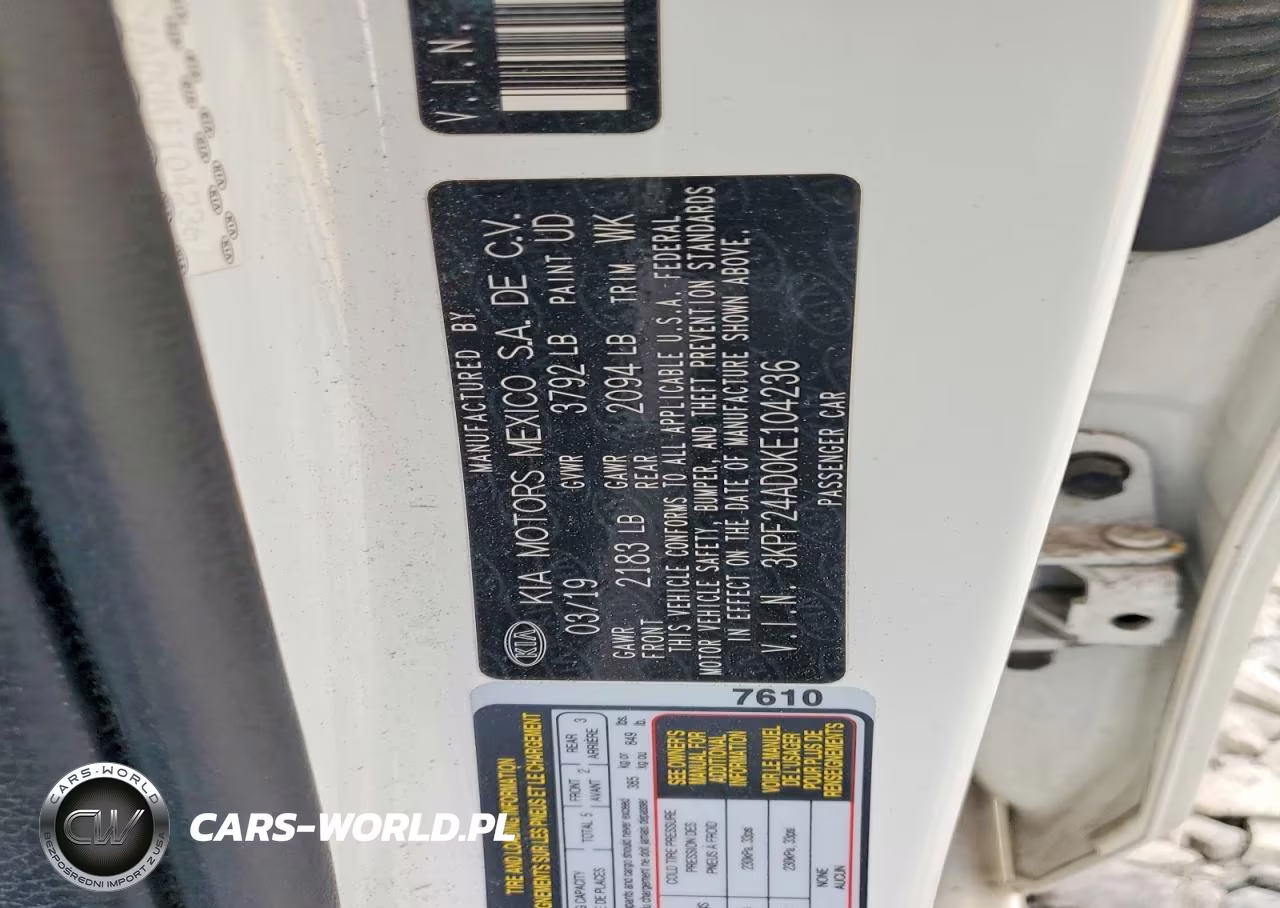 2019 Kia Forte Lxs VIN:3KPF24AD0KE104236 - 12